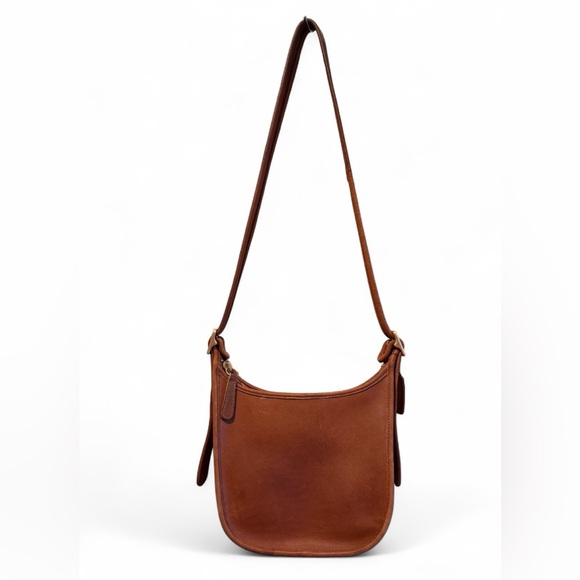 Coach Handbags - Vintage Coach American Janice Legacy 9950 Brown Crossbody Bag